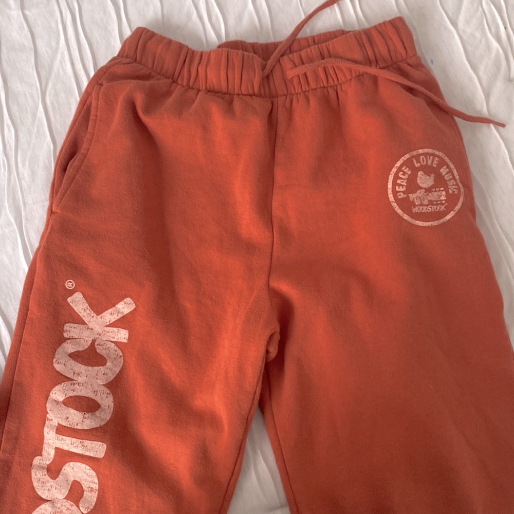 Sweats - Picture 3 of 4